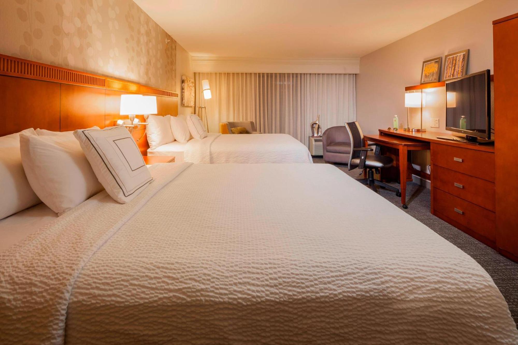 Hotel Courtyard By Marriott Madison West / Middleton Exterior foto