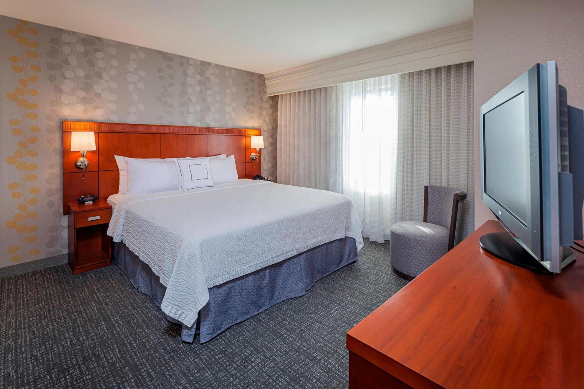 Hotel Courtyard By Marriott Madison West / Middleton Exterior foto
